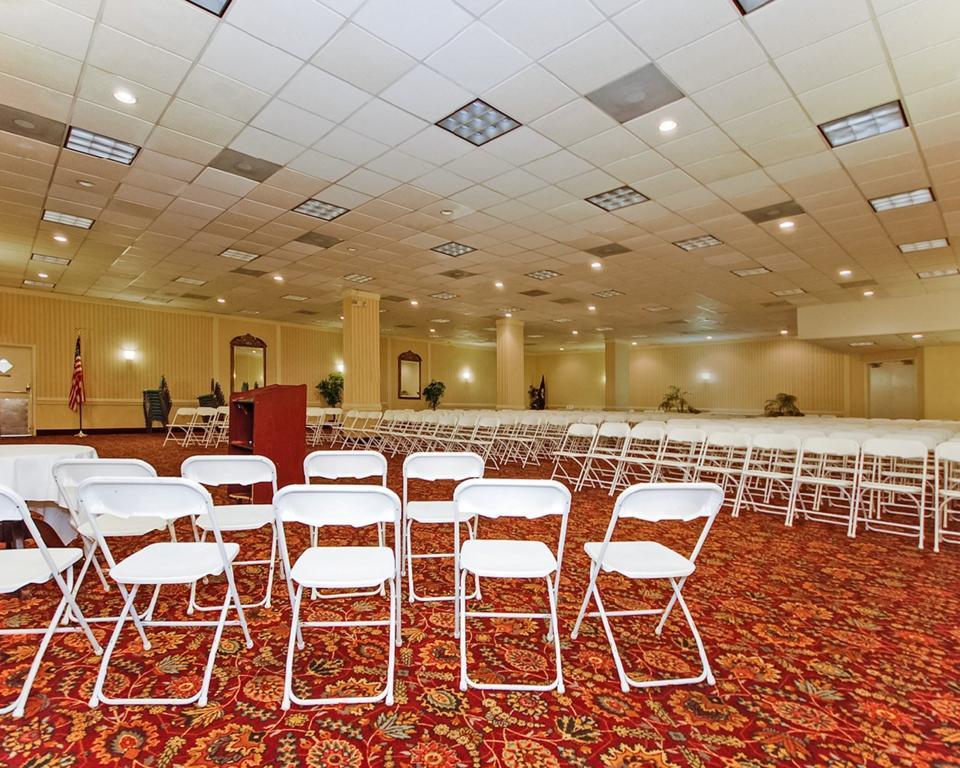 Quality Inn And Suites Conference Center Richmond Luaran gambar