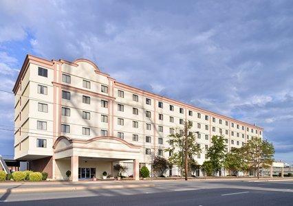 Quality Inn And Suites Conference Center Richmond Luaran gambar