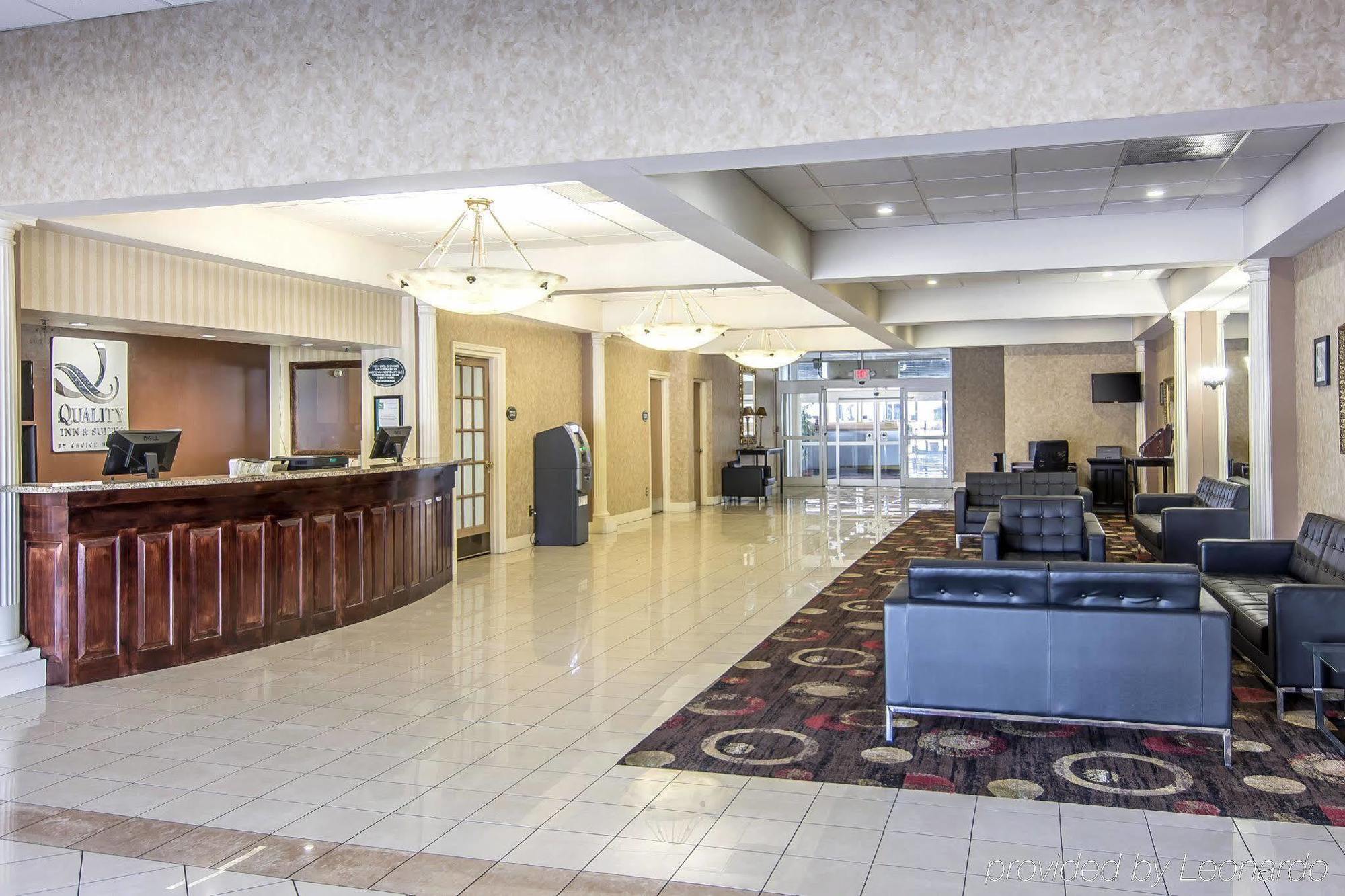 Quality Inn And Suites Conference Center Richmond Luaran gambar