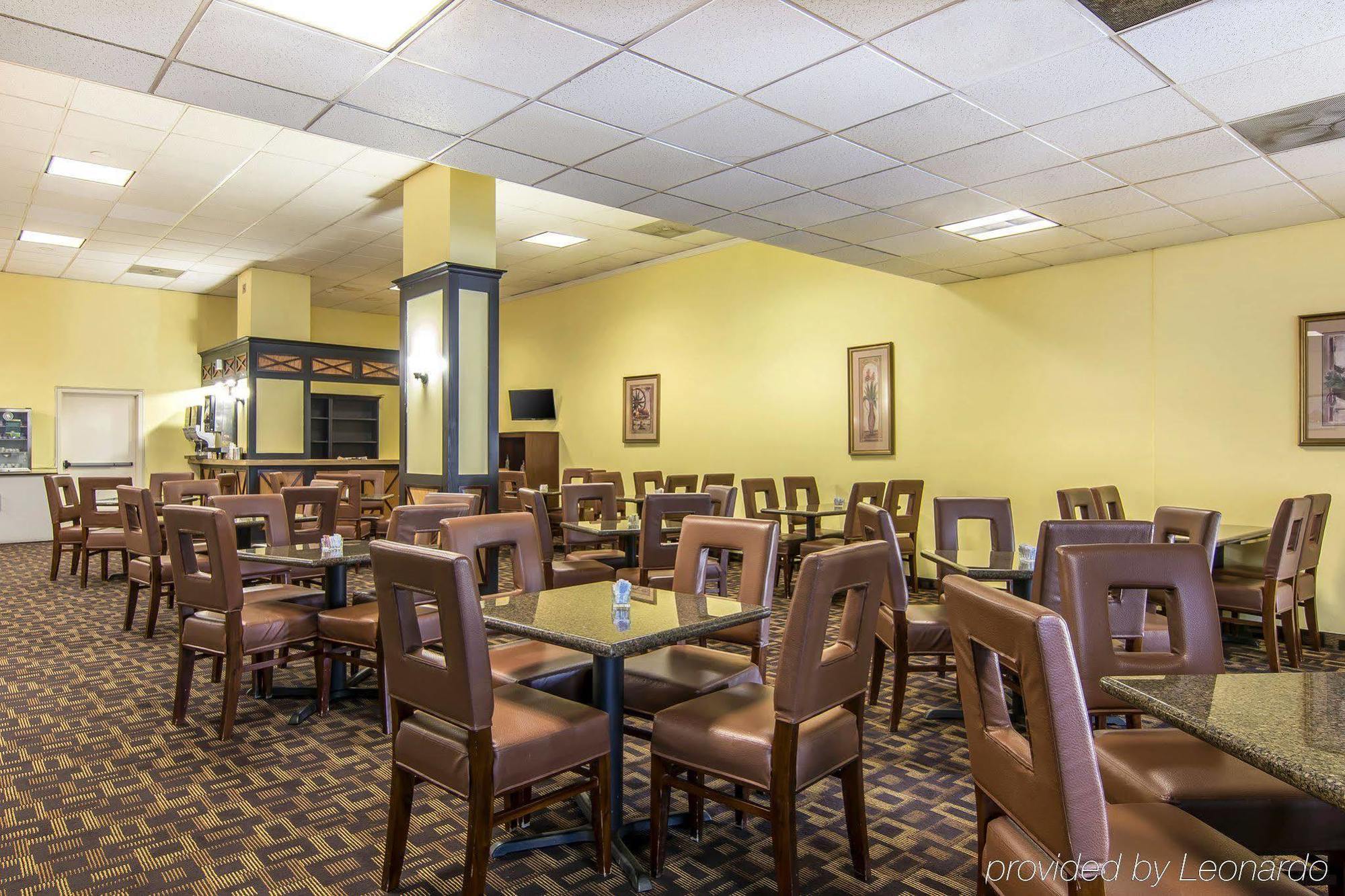 Quality Inn And Suites Conference Center Richmond Luaran gambar