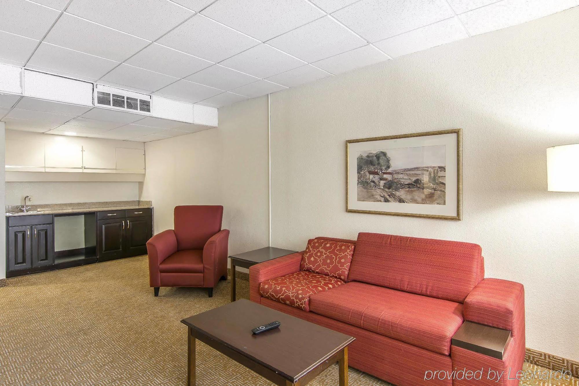 Quality Inn And Suites Conference Center Richmond Luaran gambar