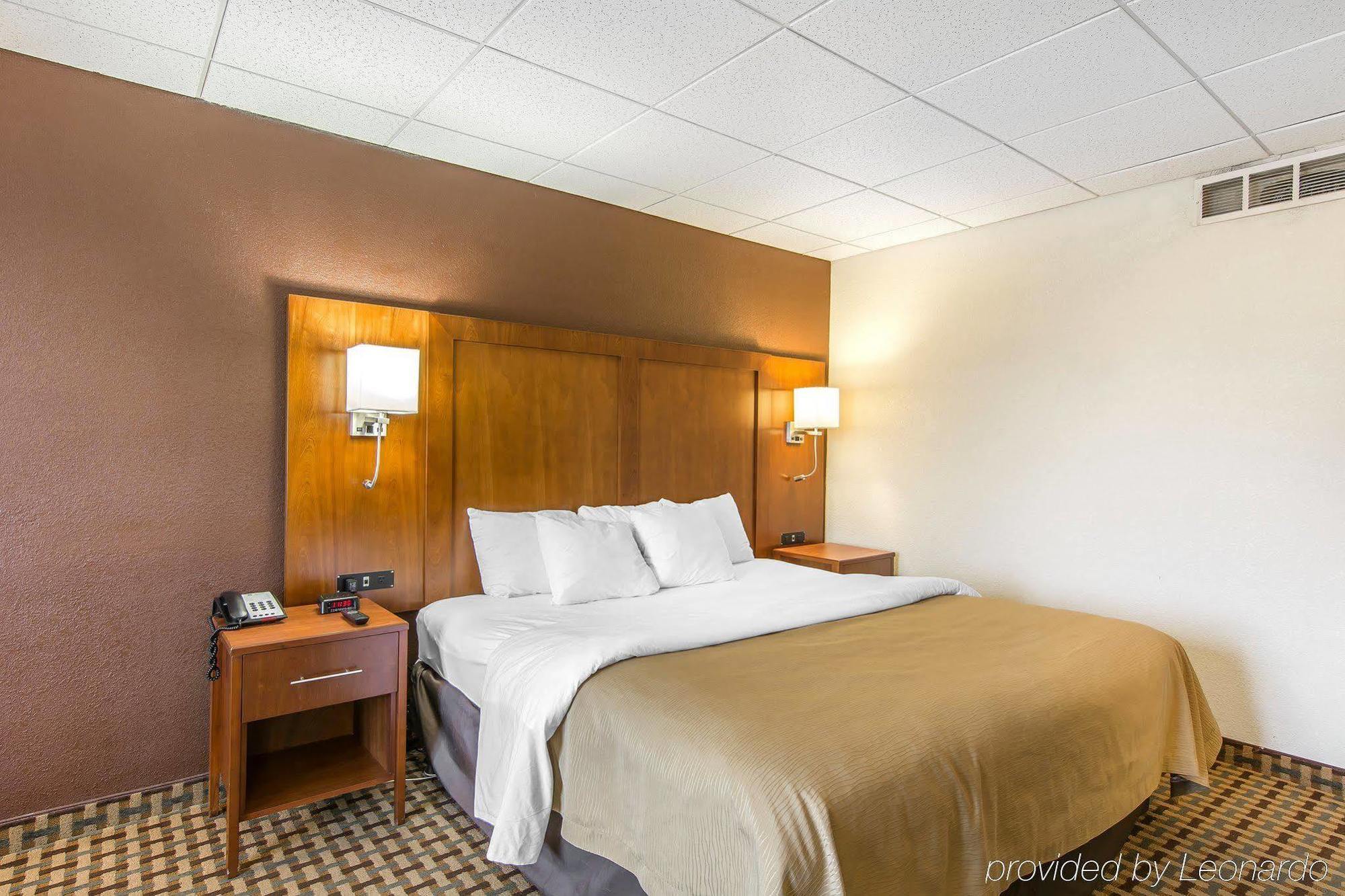Quality Inn And Suites Conference Center Richmond Luaran gambar
