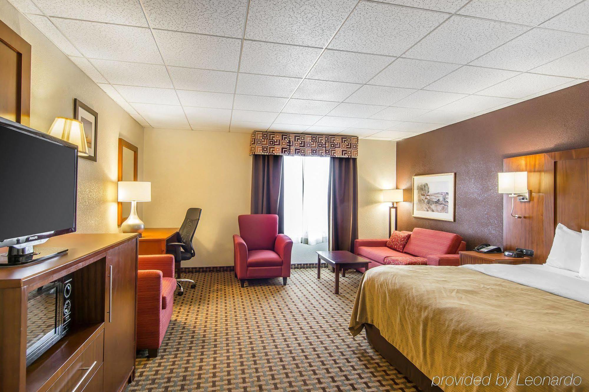 Quality Inn And Suites Conference Center Richmond Luaran gambar