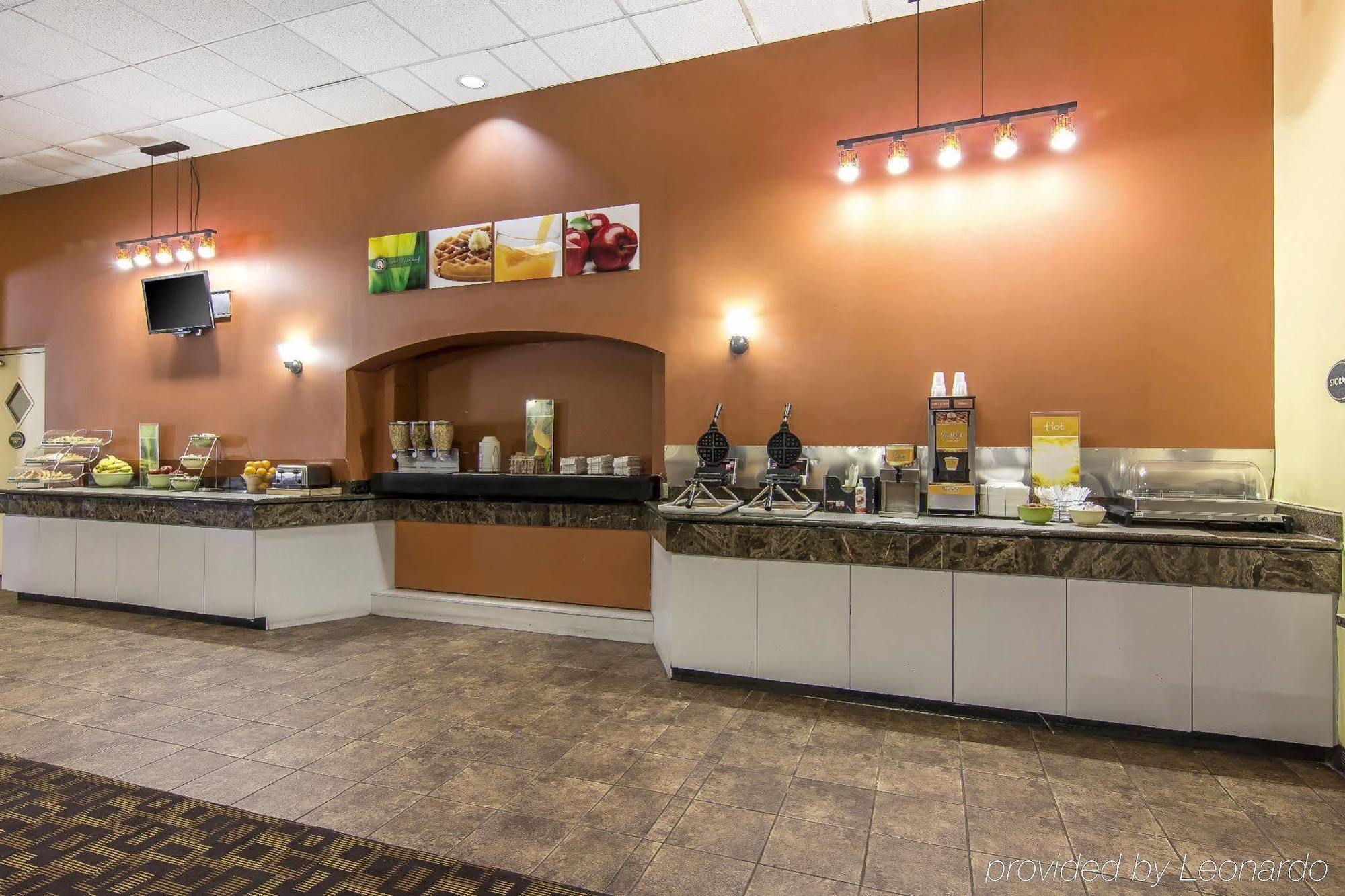 Quality Inn And Suites Conference Center Richmond Luaran gambar