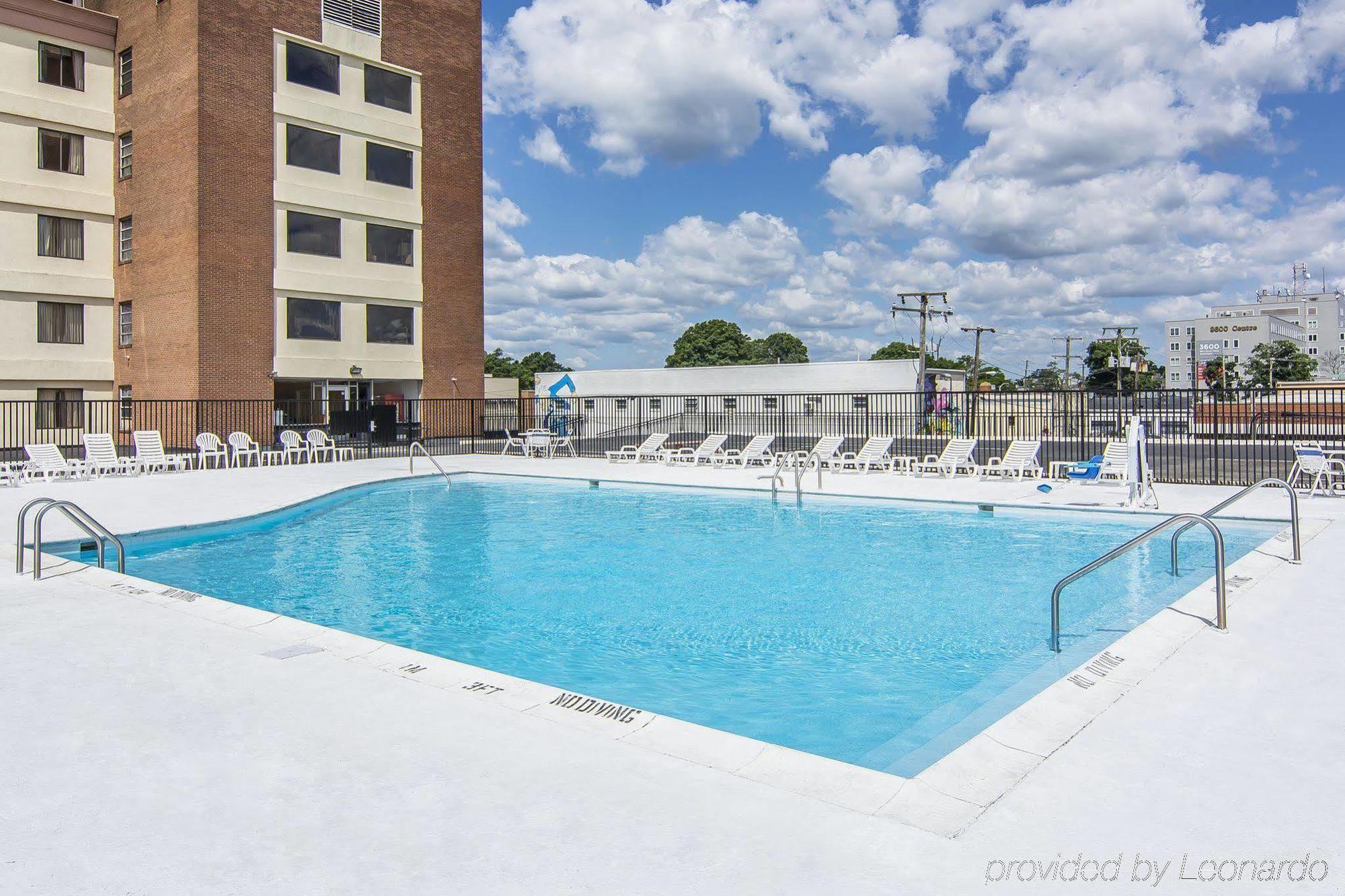 Quality Inn And Suites Conference Center Richmond Luaran gambar
