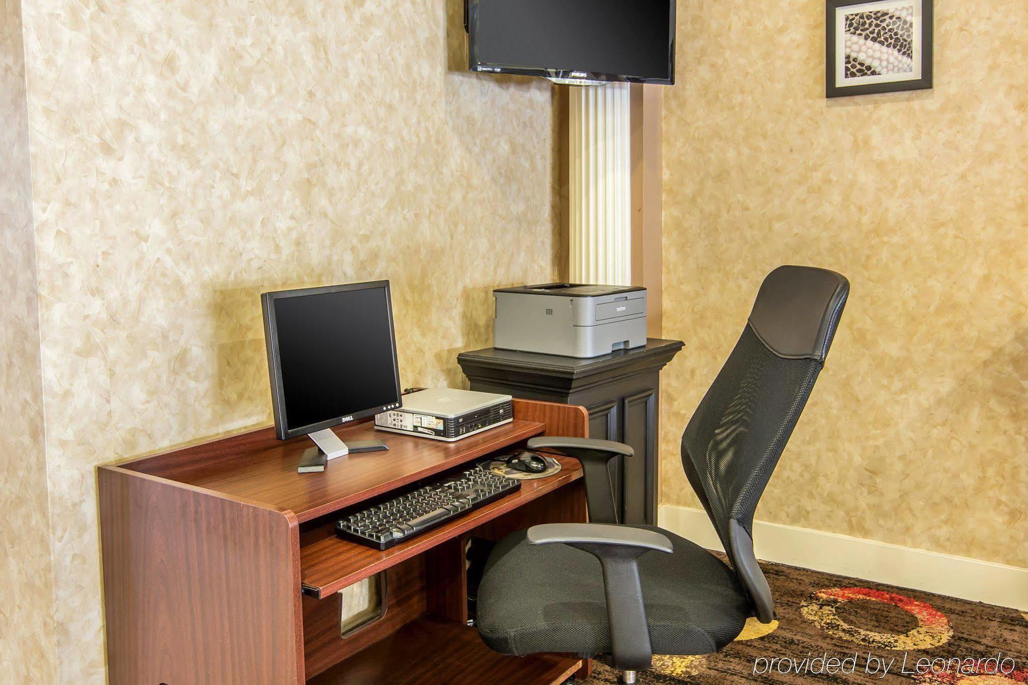 Quality Inn And Suites Conference Center Richmond Luaran gambar