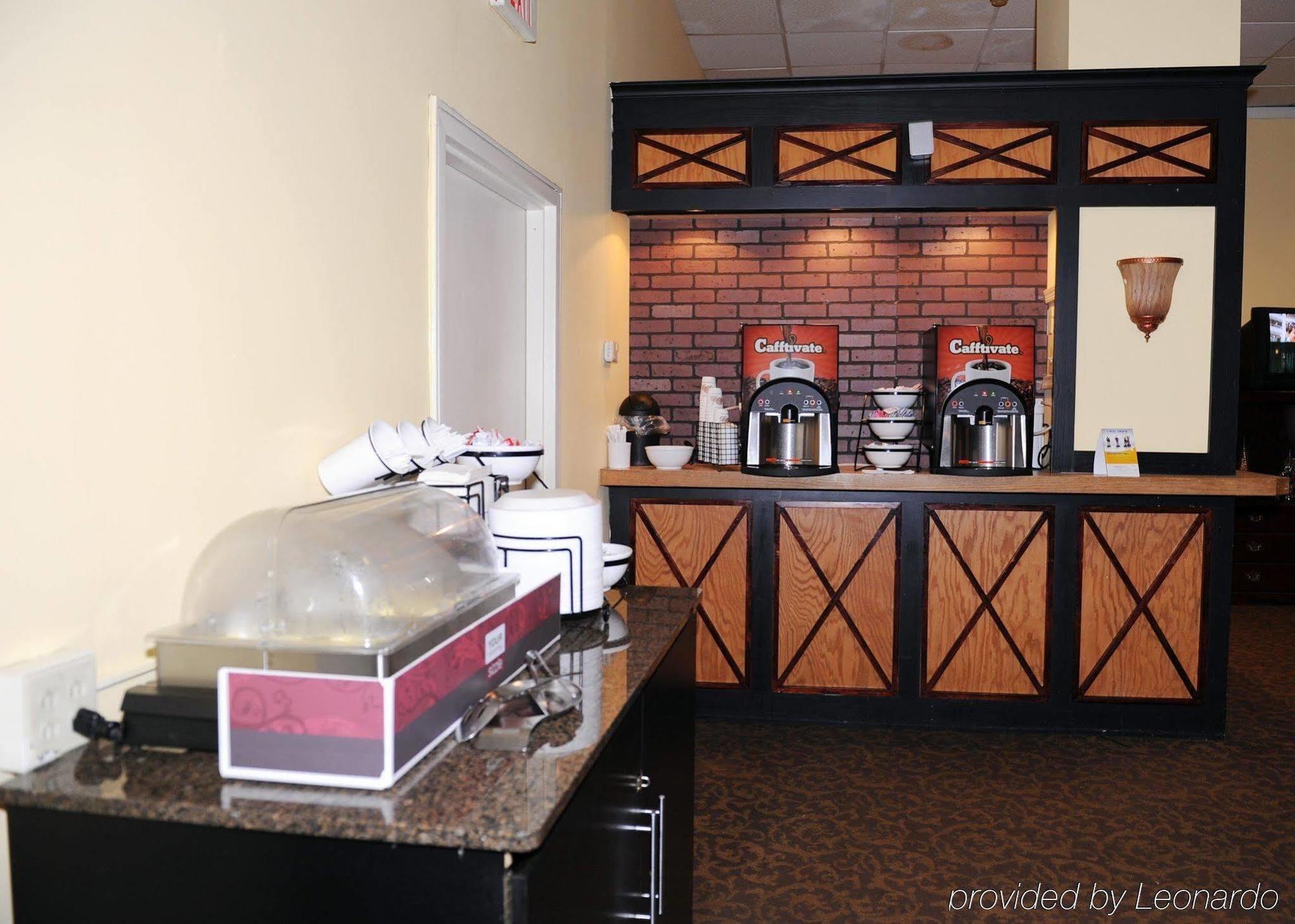Quality Inn And Suites Conference Center Richmond Restoran gambar